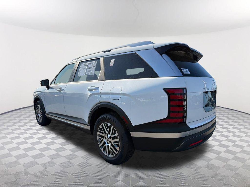 New 2026 White Hyundai SEL FWD image 7