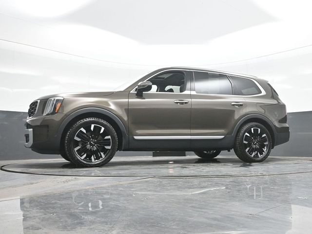 Used 2024 Green Kia SX-Prestige image 21