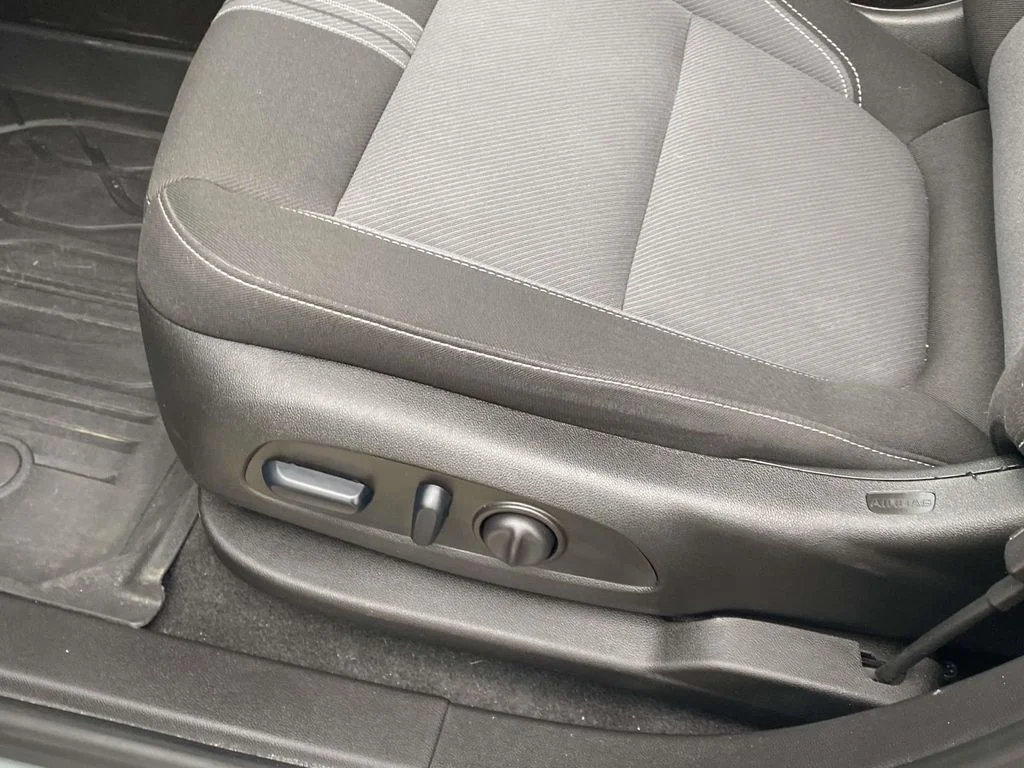 Used 2024 Gray Chevrolet LT image 21