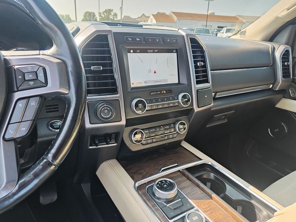 Used 2019 White Ford Platinum image 20