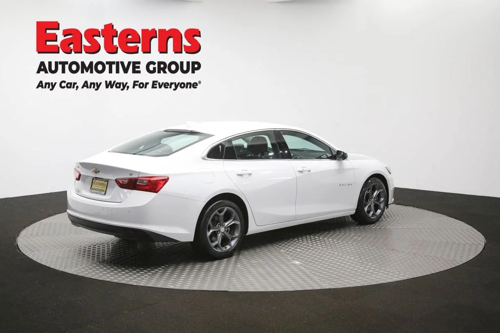 Used 2024 White Chevrolet LT image 41