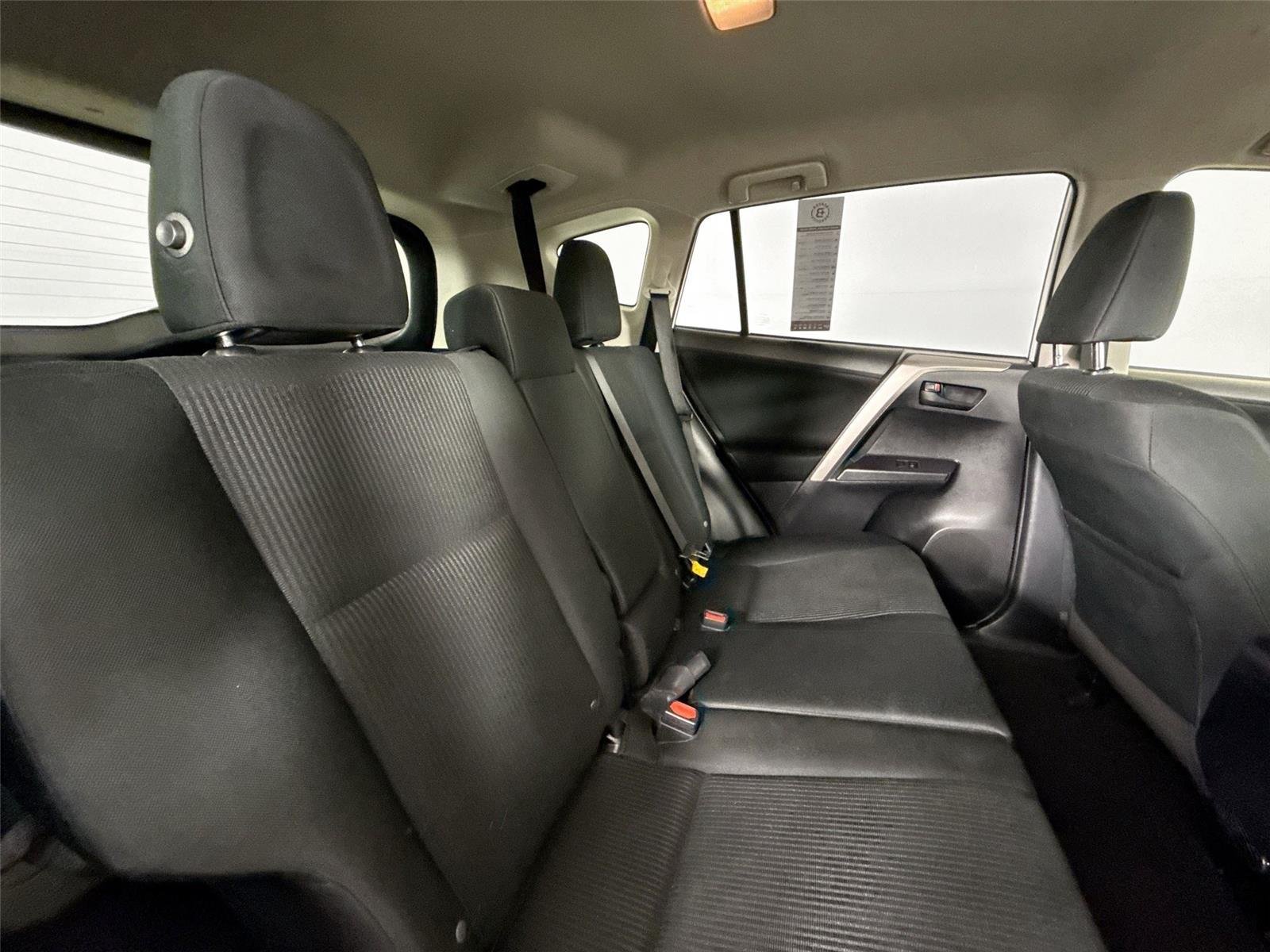 Used 2018 Super White Toyota LE image 36