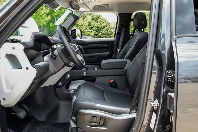 Certified Used 2024 Gray Land Rover S image 3