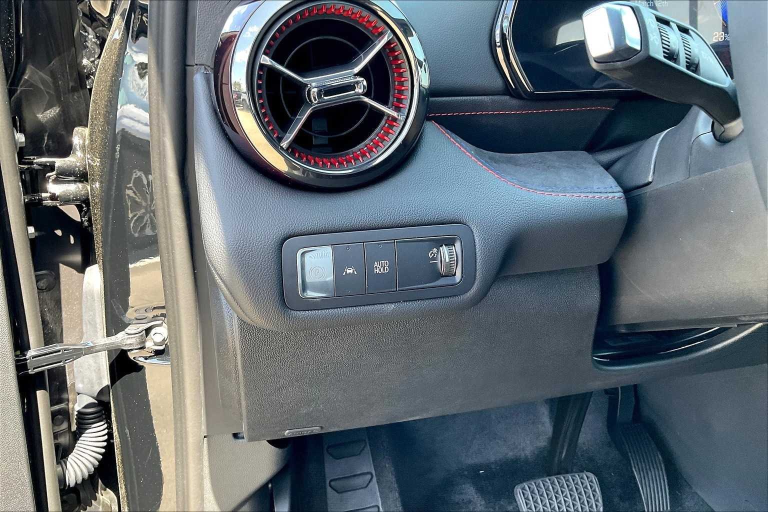 2025 Chevrolet Blazer EV RS - Photo 19