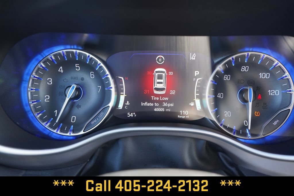 2025 Chrysler Pacifica Select - Photo 32