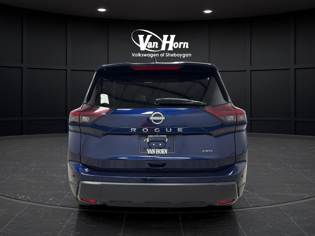 Used 2025 Deep Ocean Blue Pearl Nissan SV image 6