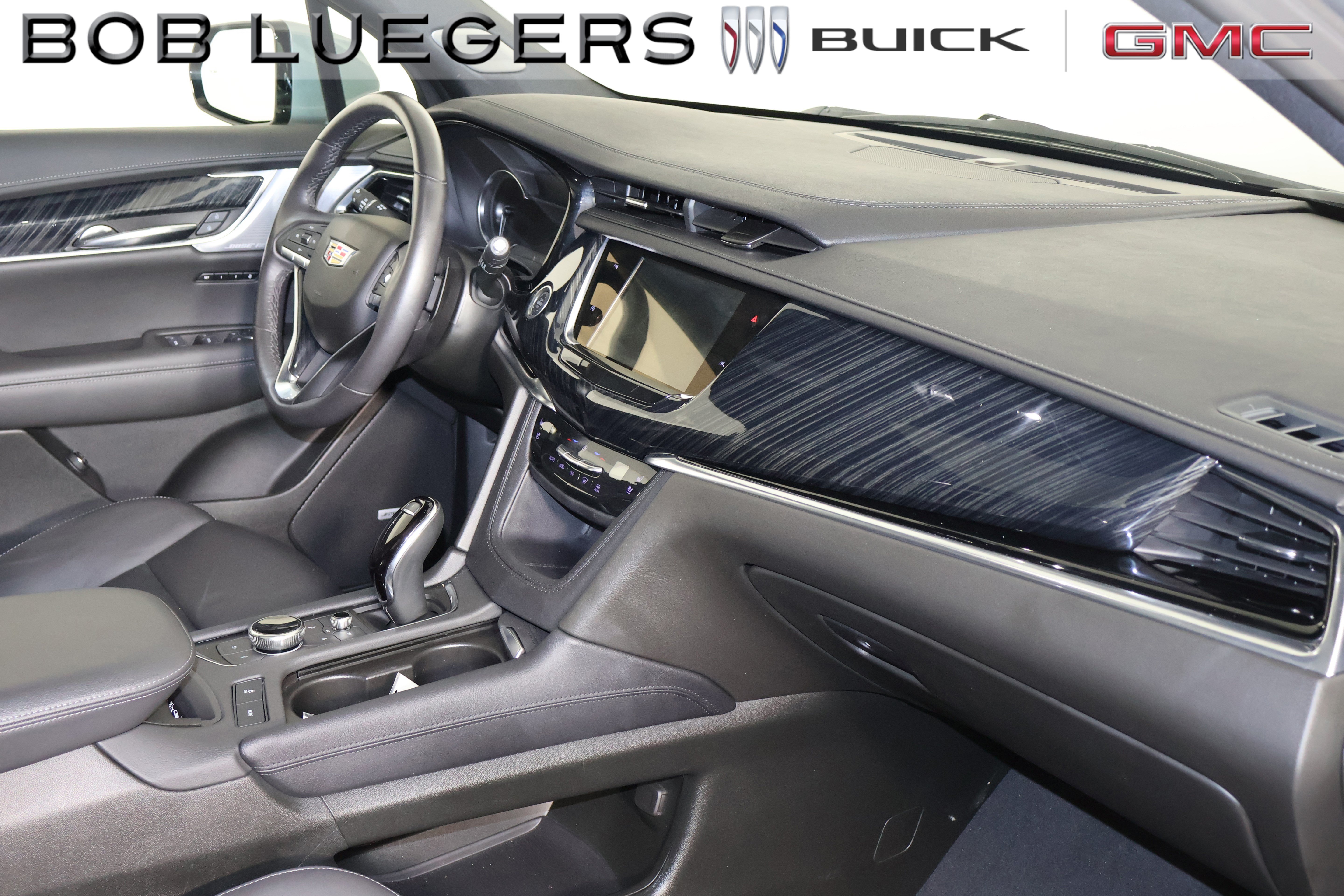 2025 Cadillac XT6 Premium Luxury - Photo 19