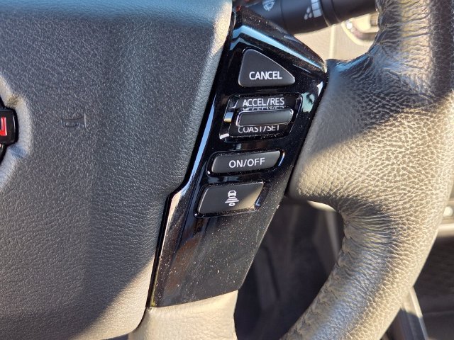 Used 2022  Nissan PRO-4X image 26