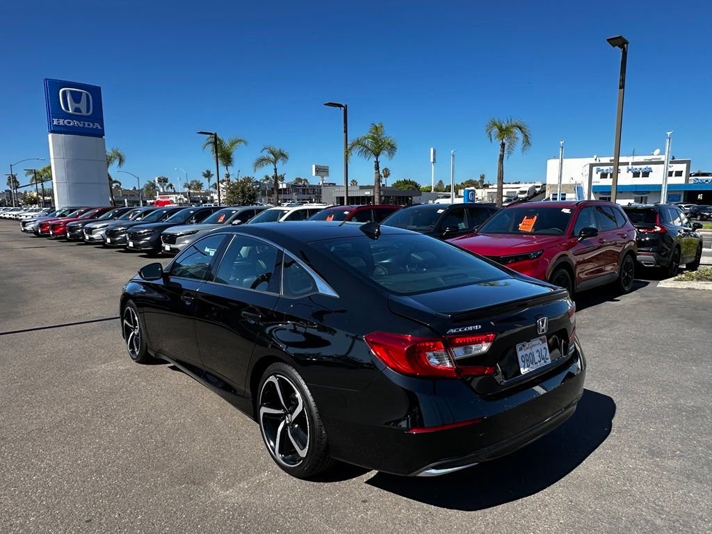 Used 2022  Honda Sport image 8