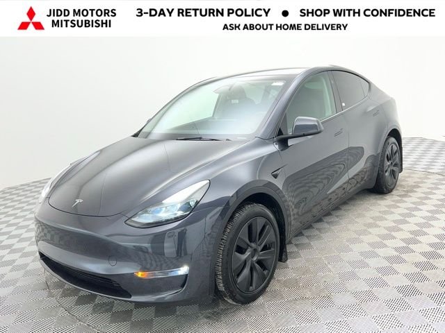 2025 Tesla Model Y Long Range