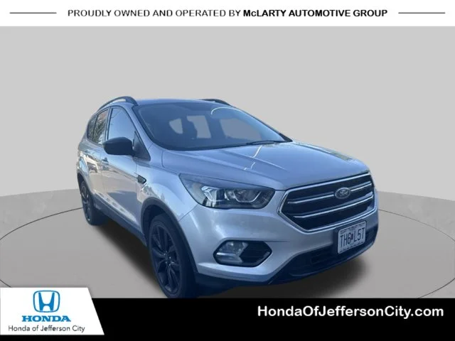 Used 2019 Silver Ford SE image 1