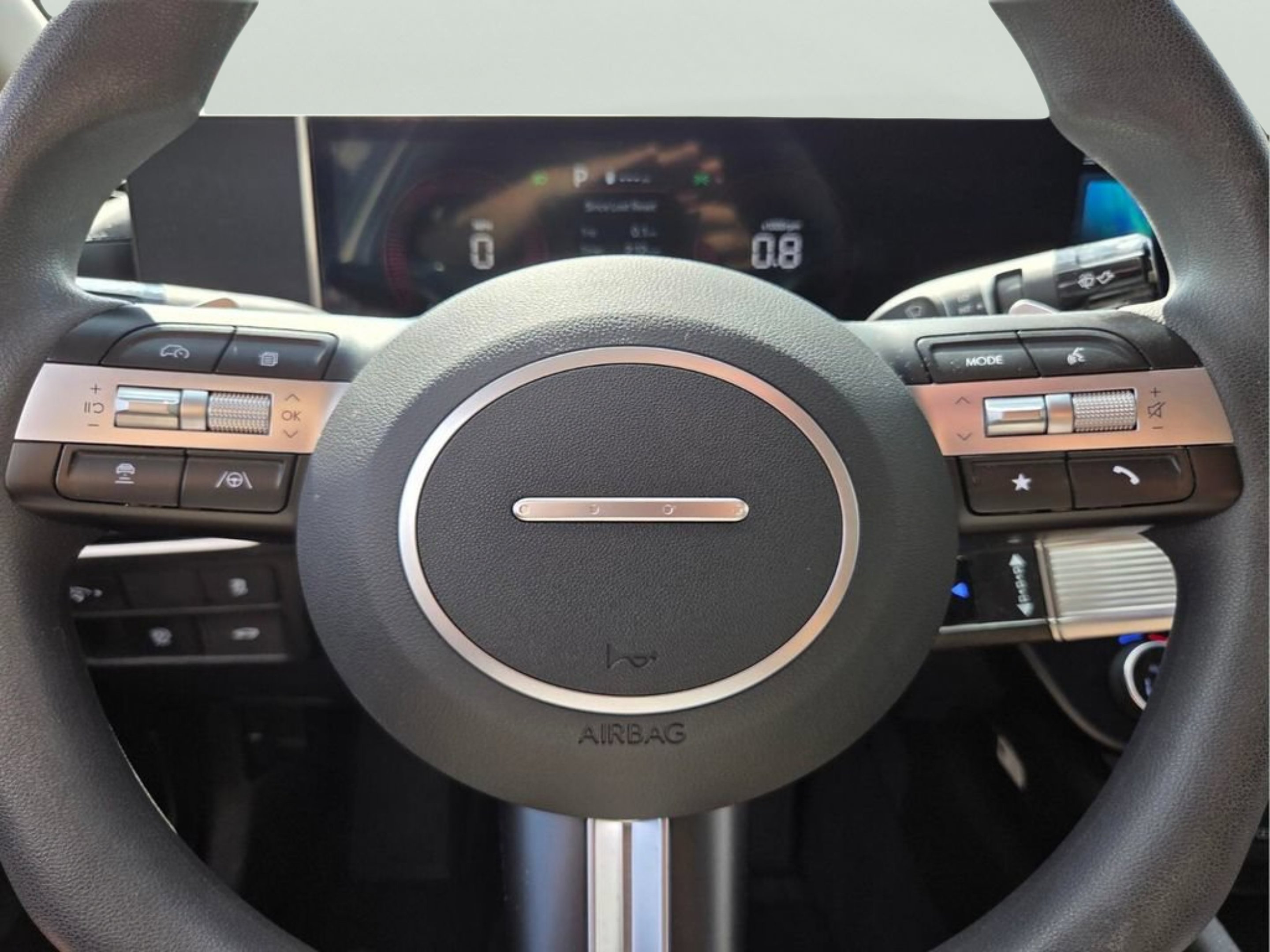 Used 2024 Serenity White Hyundai SEL image 33