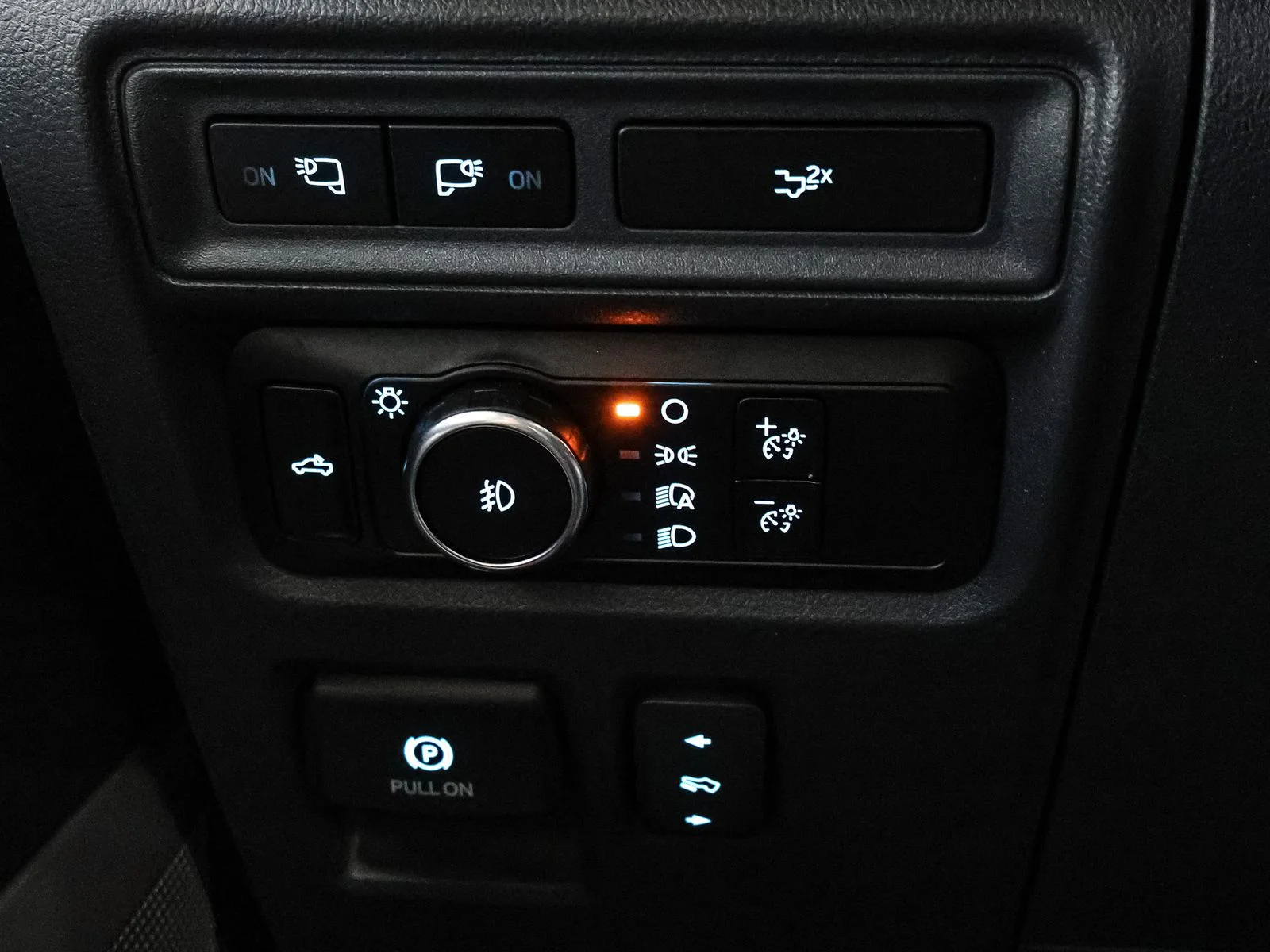 2023 Ford F-150 Lariat - Photo 31