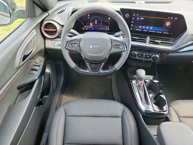 2026 Chevrolet Trax RS - Photo 18