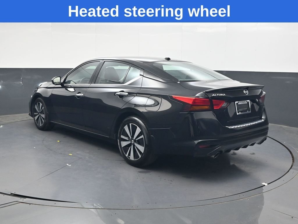 Used 2022 Black Nissan 2.5 SL image 6