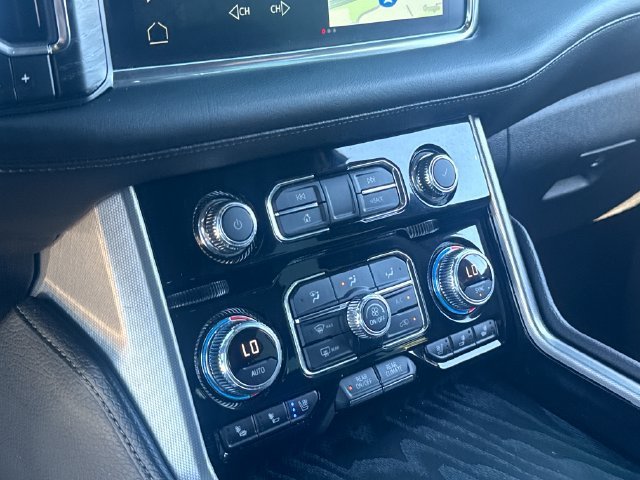 Used 2022 ONYX BLACK GMC Denali image 19