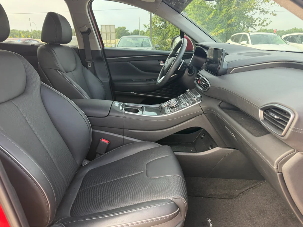 Used 2023 Calypso Red Hyundai Limited image 12