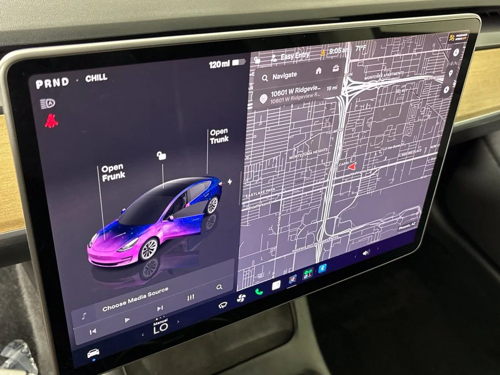 Used 2023 Gray Tesla Base image 31