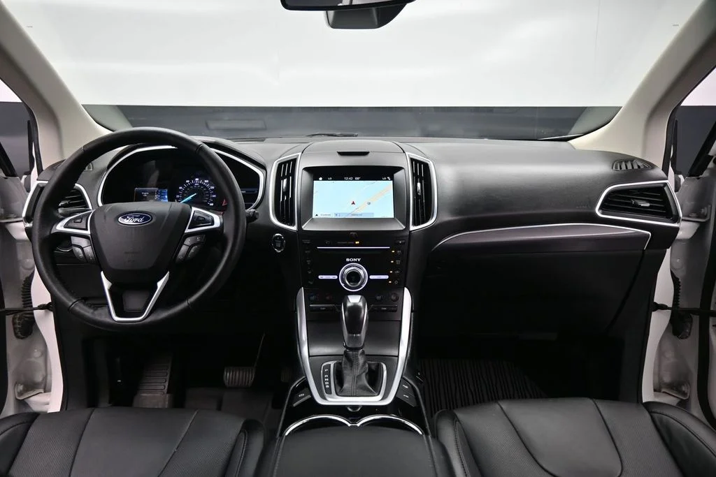 Used 2018 White Ford Titanium image 21