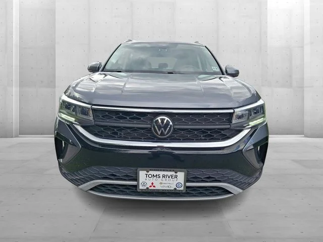 Certified Used 2023 Gray Volkswagen 1.5T SE image 2