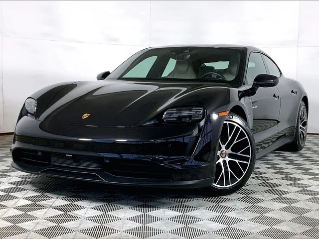 2022 Porsche Taycan 