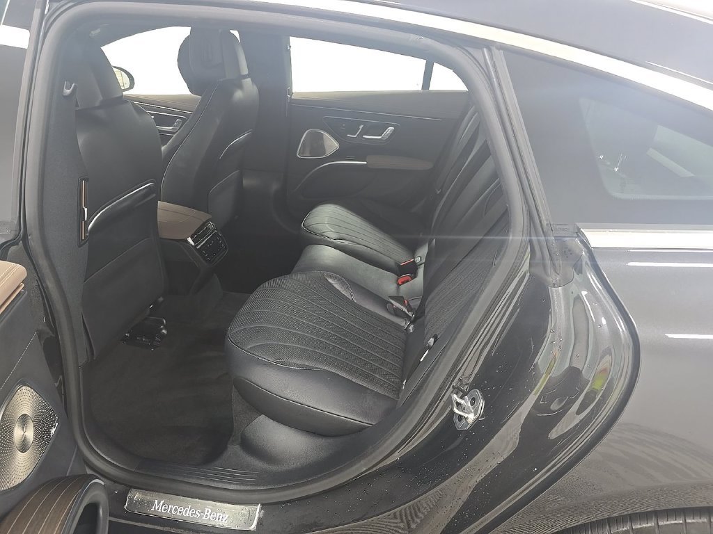 Certified Used 2024 Gray Mercedes-Benz 450 image 13