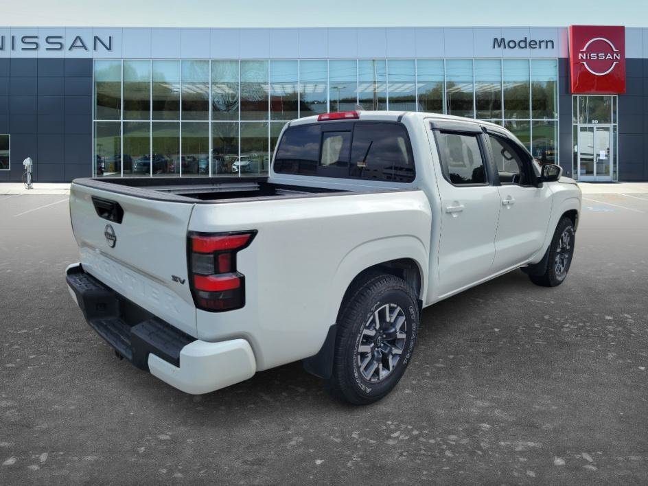 Certified Used 2022 Glacier White Nissan SV image 5