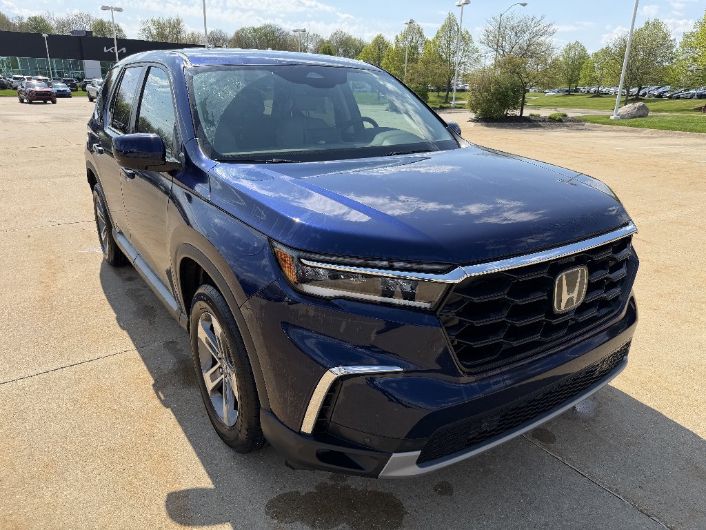 Blu Tribun Lインポート Certified Pre-Owned 2023 Honda Pilot EX-L w/Rear Captain's Chairs