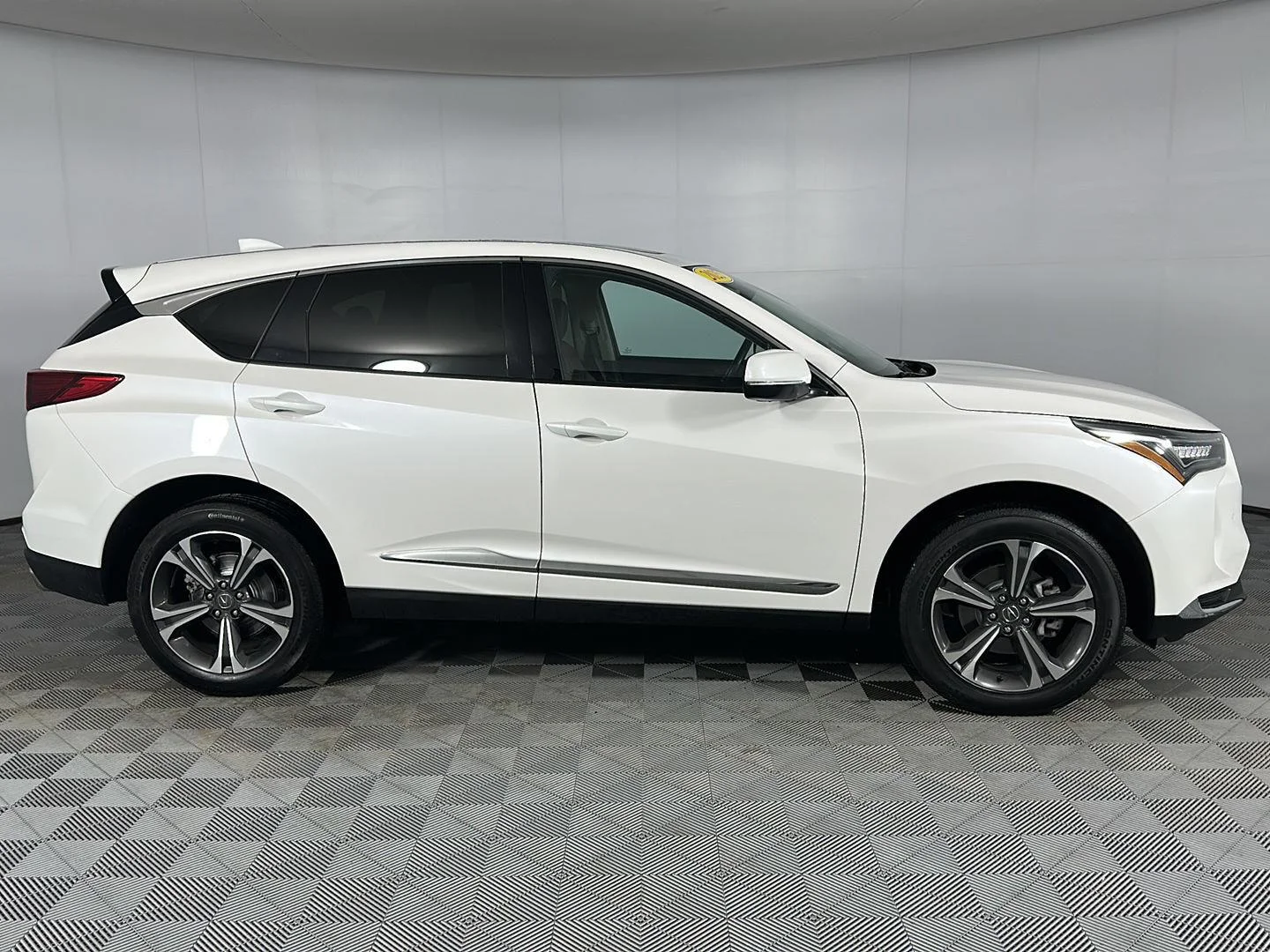 2025 Acura RDX Technology Package - Photo 29