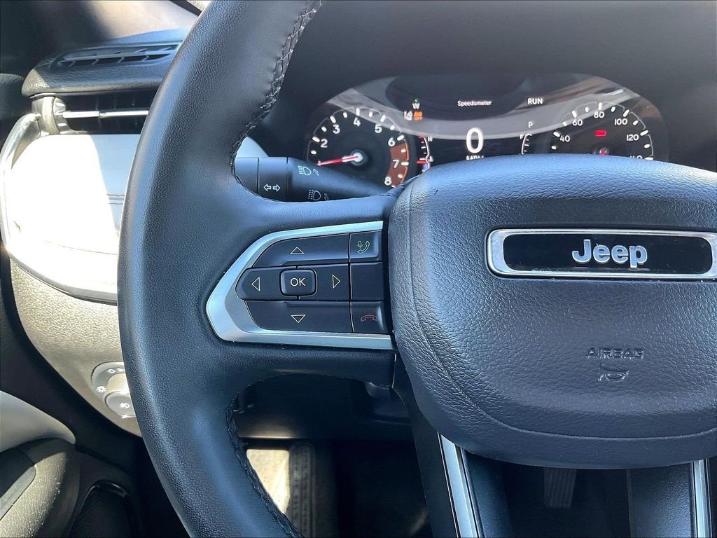 Used 2024 Gray Jeep Limited image 22