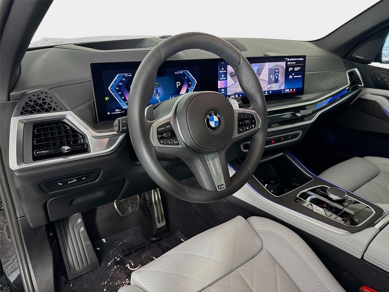 Used 2025 Black Sapphire Metallic BMW xDrive40i image 9