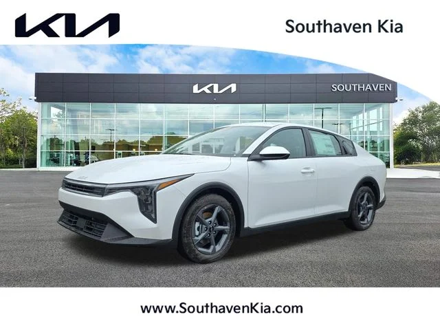 2026 Kia K4 LXS AT's photo