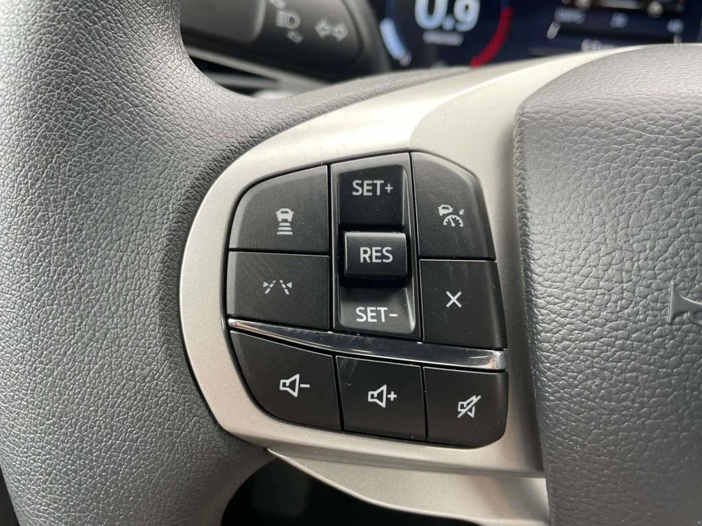 New 2026 Agate Black Metallic Ford Active 100A image 24