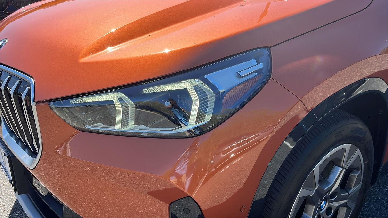 Used 2023 Utah Orange Metallic BMW xDrive28i image 7