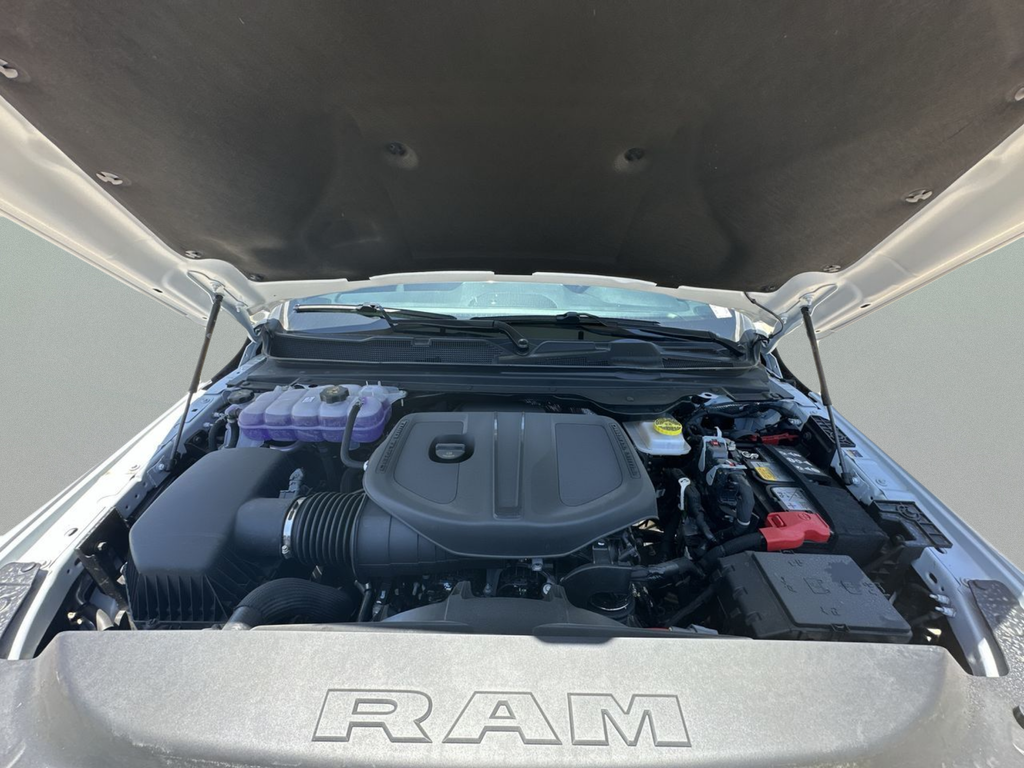 New 2026 Bright White Clear-Coat Exterior Paint RAM Warlock image 42