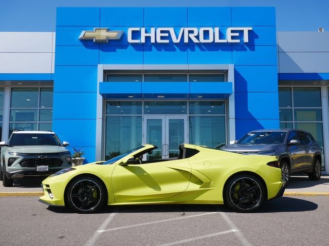 Used 2024 Accelerate Yellow Metallic Chevrolet 1LT image 4