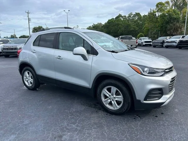 2019 Chevrolet Trax LT's photo