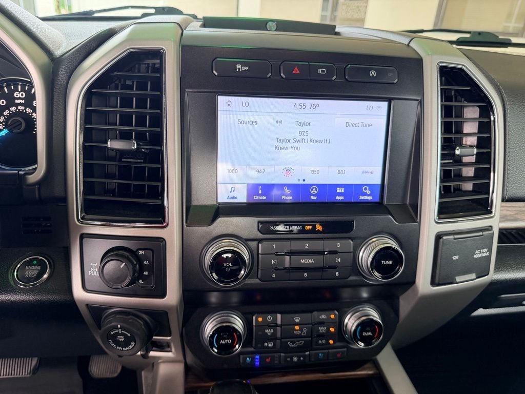 Used 2020 White Ford Lariat image 24
