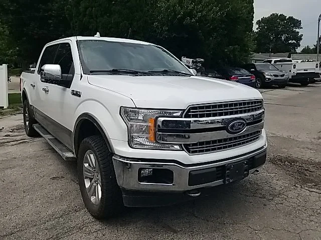 Used 2018 White Ford Lariat image 3
