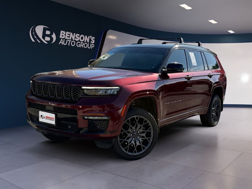 Used 2024 Red Jeep Summit image 1