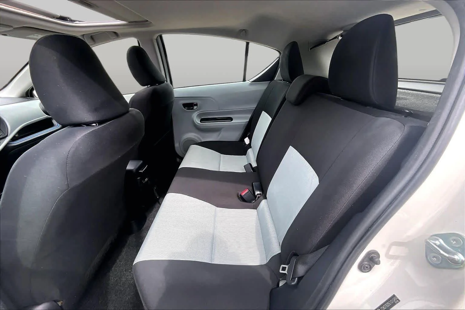 Used 2012 Moonglow Toyota Three image 20