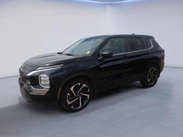 2022 Mitsubishi Outlander ES