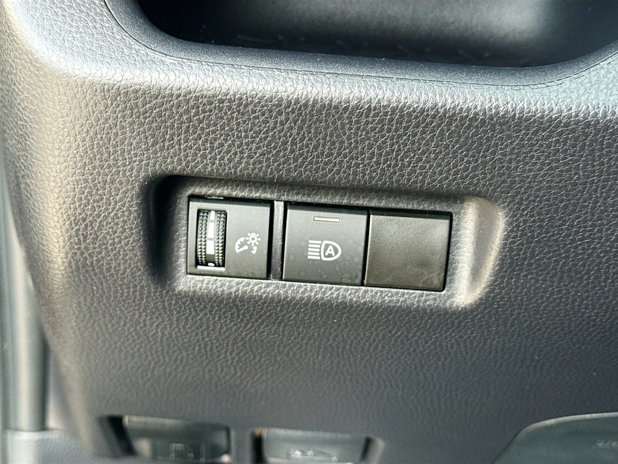 Used 2025 Midnight Black Metallic Toyota LE image 35