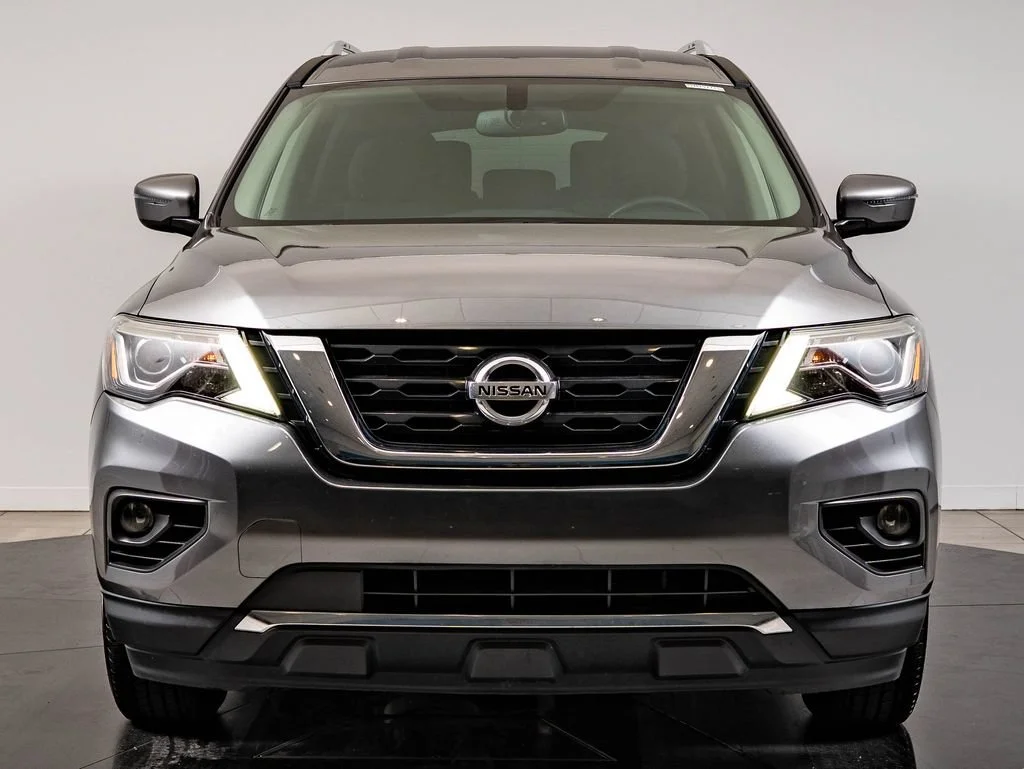 Used 2020 Gun Metallic Nissan SV image 2
