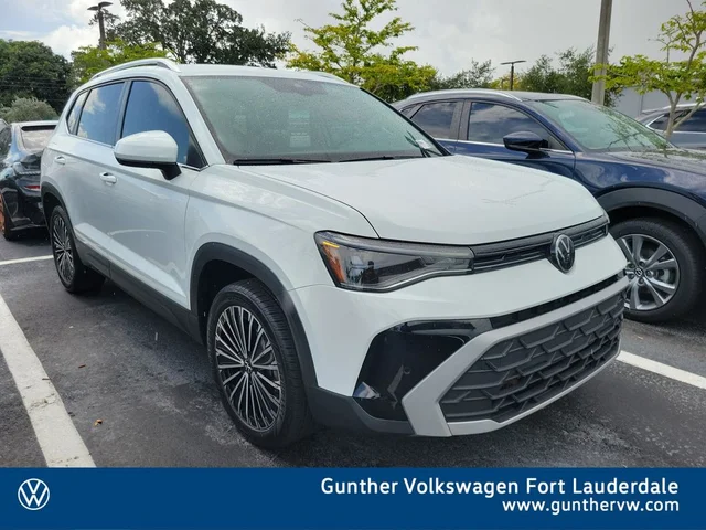 2025 Volkswagen Taos 1.5T SE