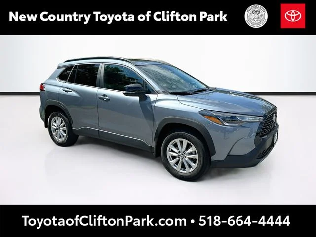 2025 Toyota Corolla Cross LE