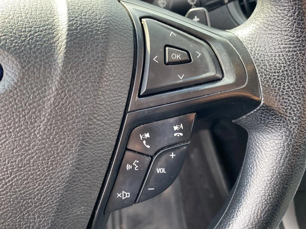 Used 2015 Magnetic Metallic Ford SE image 14