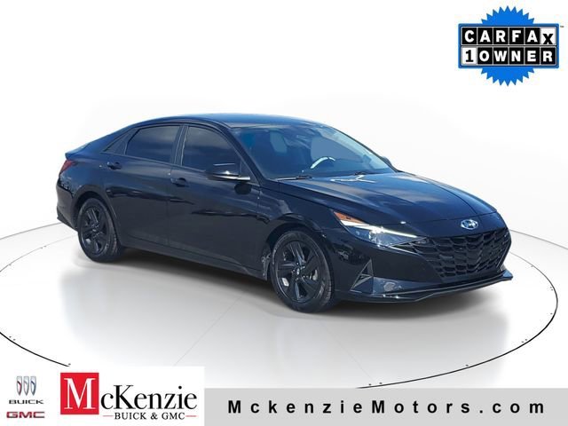 2023 Hyundai Elantra 2.0 SEL IVT's photo
