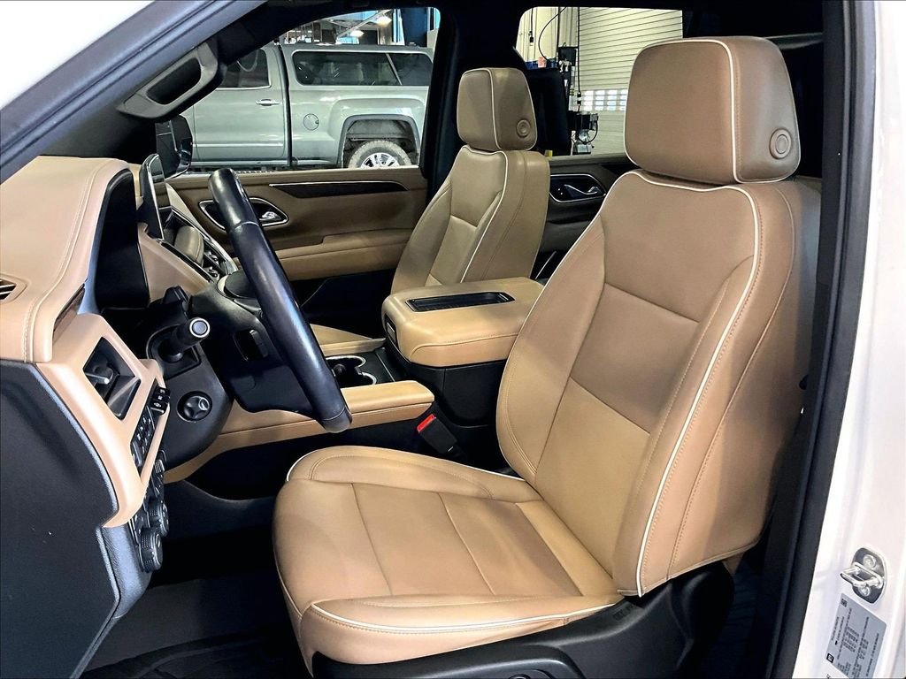 Used 2023 Beige Chevrolet Premier image 10