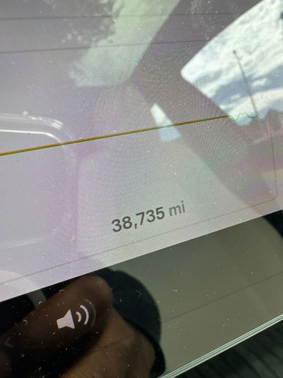 Used 2019  Tesla  image 5